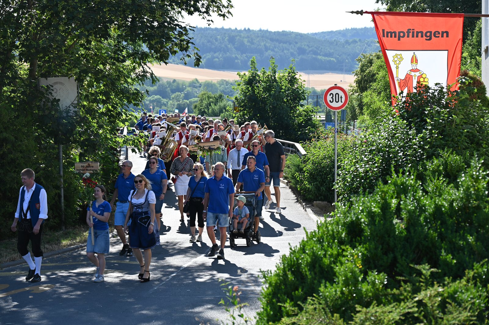 Großer Jubiläums-Festumzug